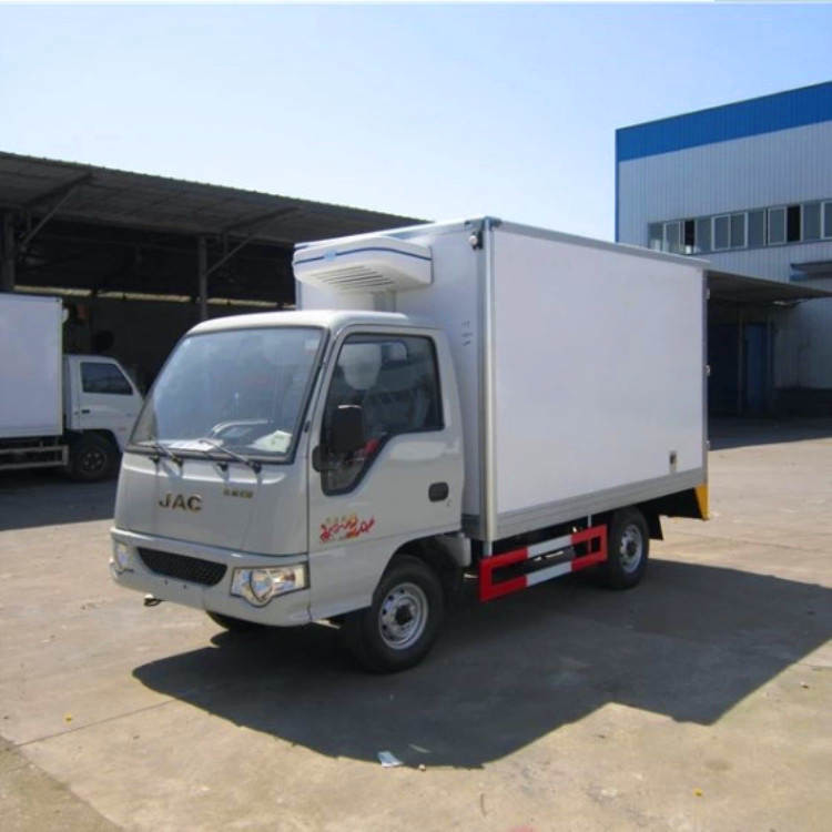 Gasoline Fuel Type Refrigerator Box Truck Van 110km/H JAC