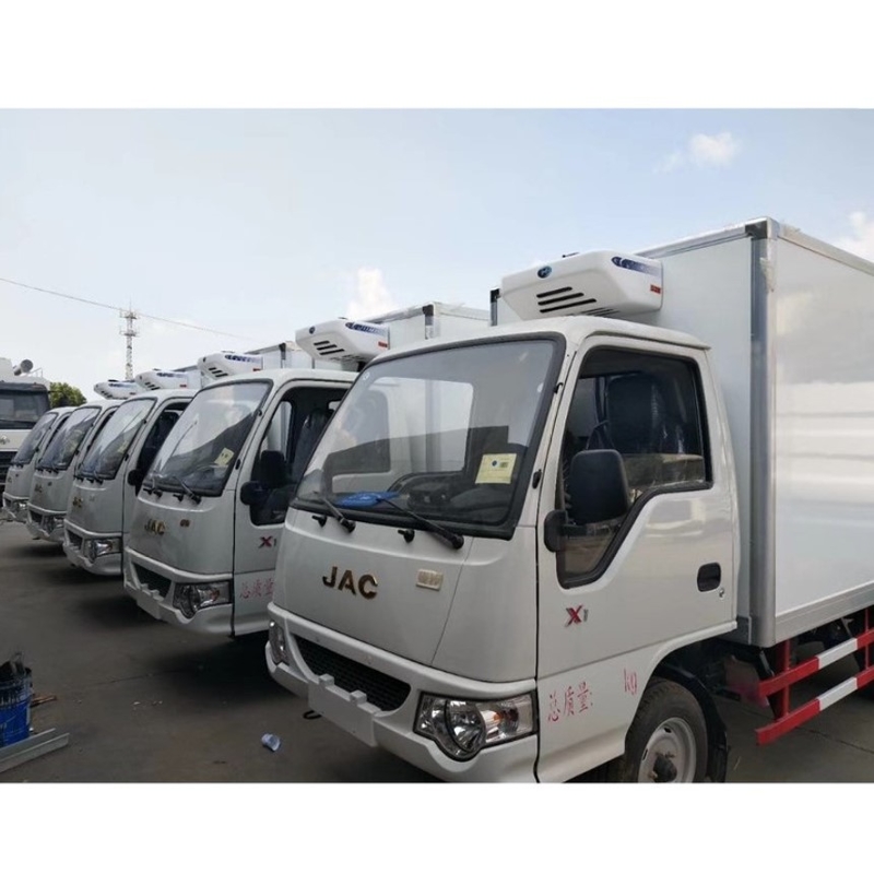 Gasoline Fuel Type Refrigerator Box Truck Van 110km/H JAC