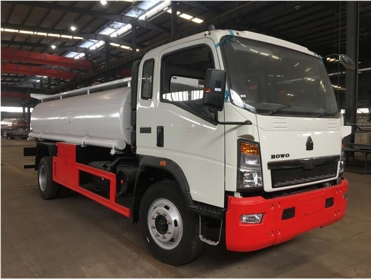 10m3 Airport Refueling Truck 90 km/h Mobile Oil Tank Truck 10000L With Fuel Dispenser