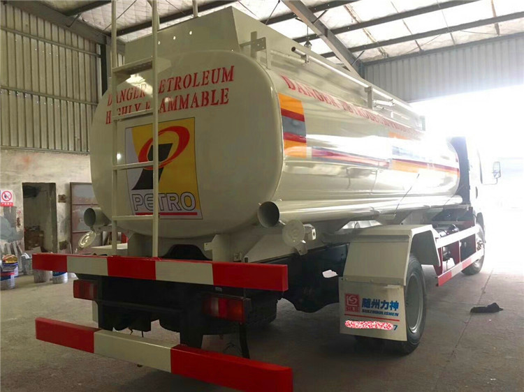 10m3 Airport Refueling Truck 90 km/h Mobile Oil Tank Truck 10000L With Fuel Dispenser