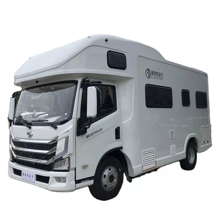 Yuejin Foton Outdoor Camper Van Automatic Transmission 4*2 Motorhome RV
