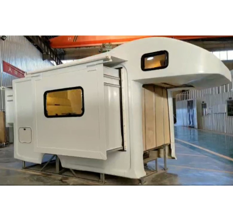 Customized White Camper Shell Body Luxury Decoration Assembling RV Box Mounted