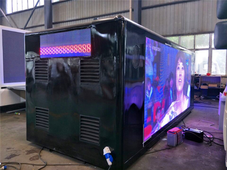 SMD LED Mobile Billboard Truck 18FT Video Screen Truck Full Color