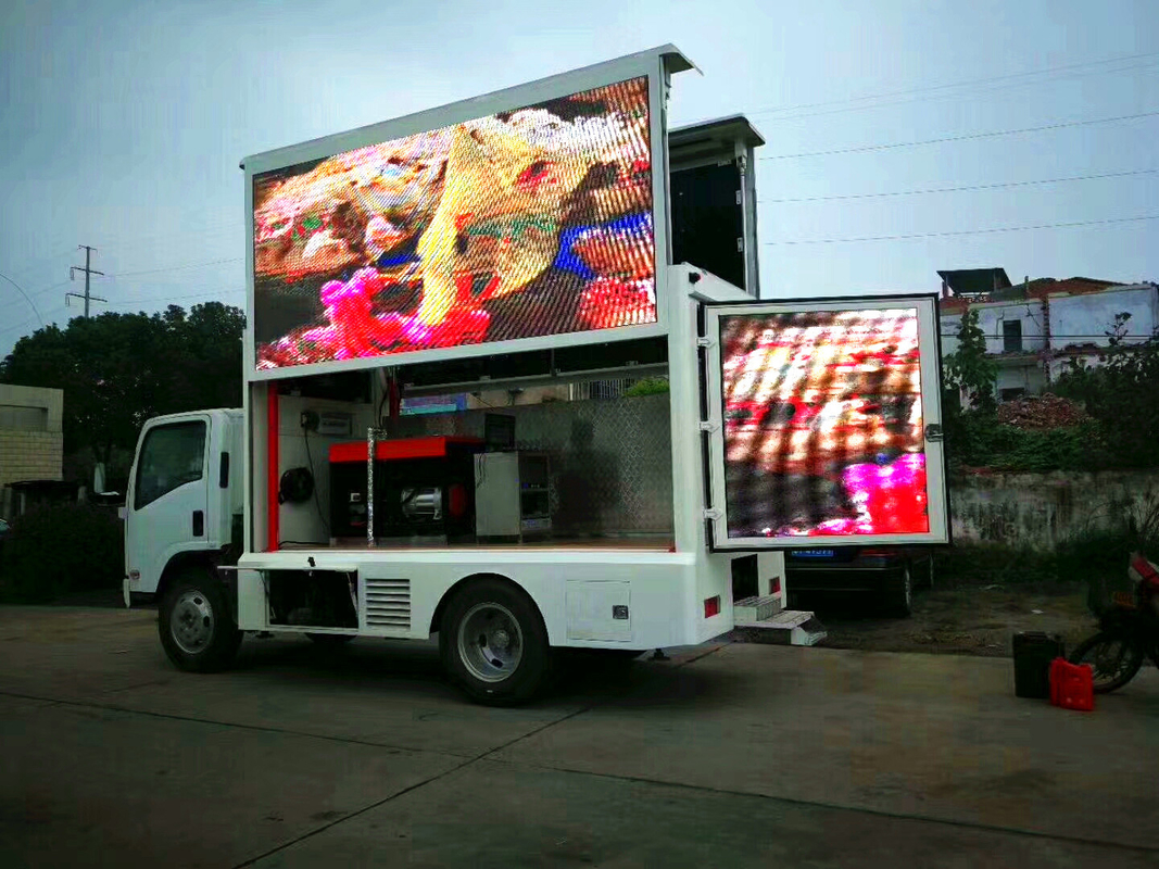 Outdoor Video Advertising Mobile Billboard Truck 3840*1728mm P4 With Hydraulic Lifting System
