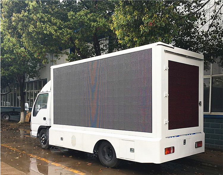 Outdoor Video Advertising Mobile Billboard Truck 3840*1728mm P4 With Hydraulic Lifting System