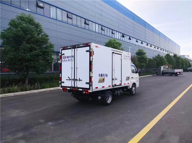 Polyurethane Refrigerator Box Truck 115km/H 1.5 Ton Ice Cream Freezer Truck