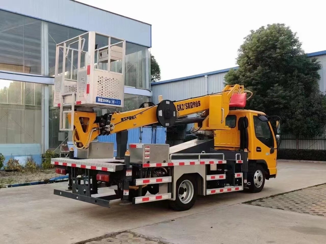 21m Bucket Aerial Work Platform Truck 200kg Telescopic High Altitude Working Truck