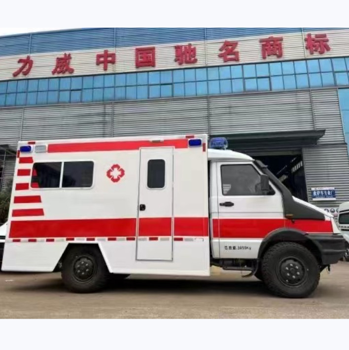 130km/H Hospital ICU Vehicle IVECO Transport Ambulance For Emergency Medical Services
