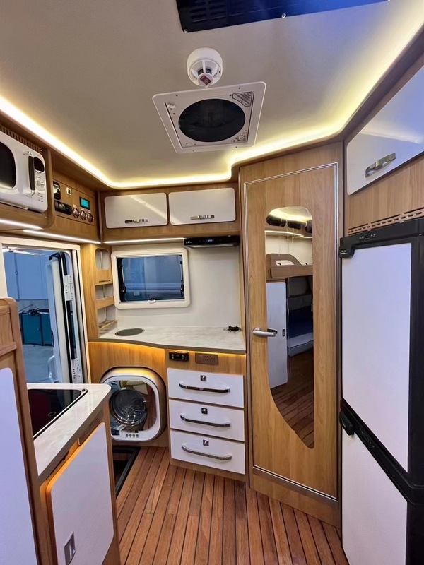 5995x2350x2950mm RV Caravan Van OE OEM Service Nude With Waxing By Roro Ship