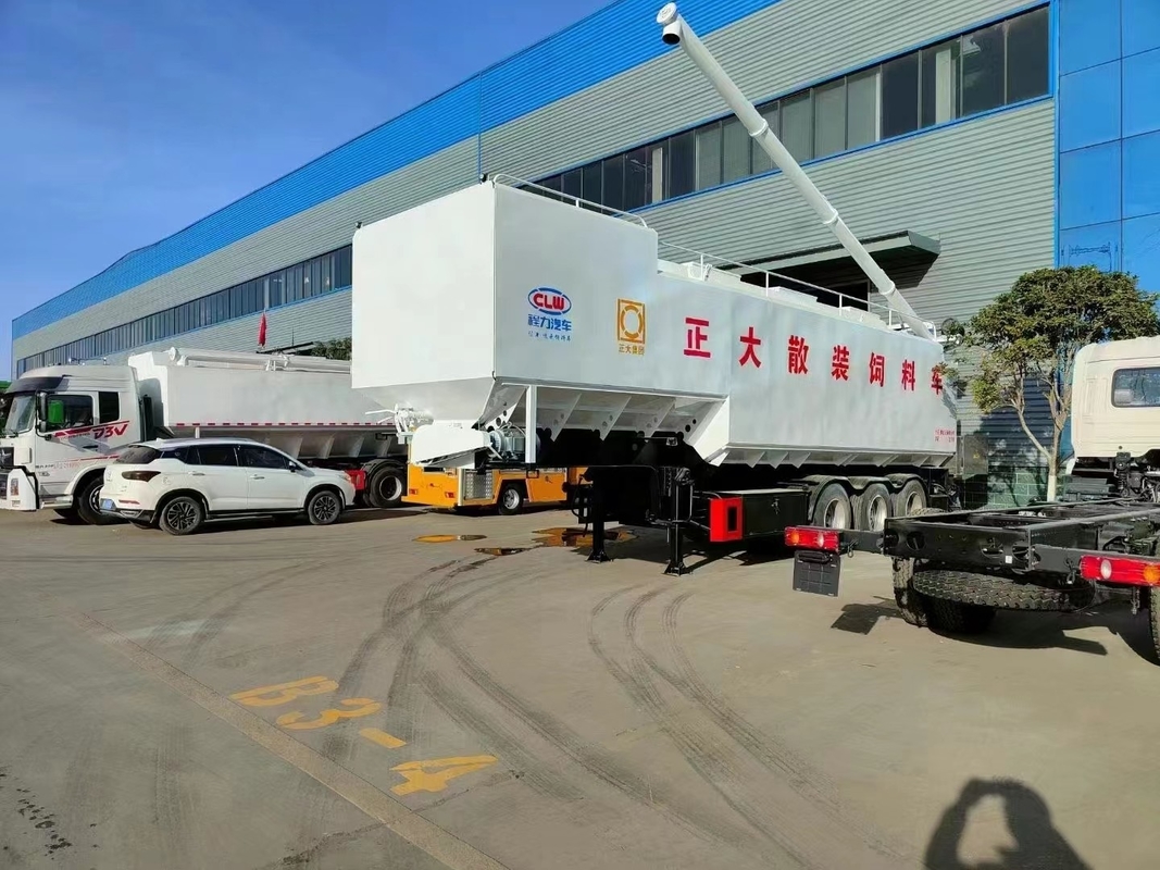 12m Euro6 Bulk Feed Semi Trailer Hydraulic Power Steering For Animal Food Transportation