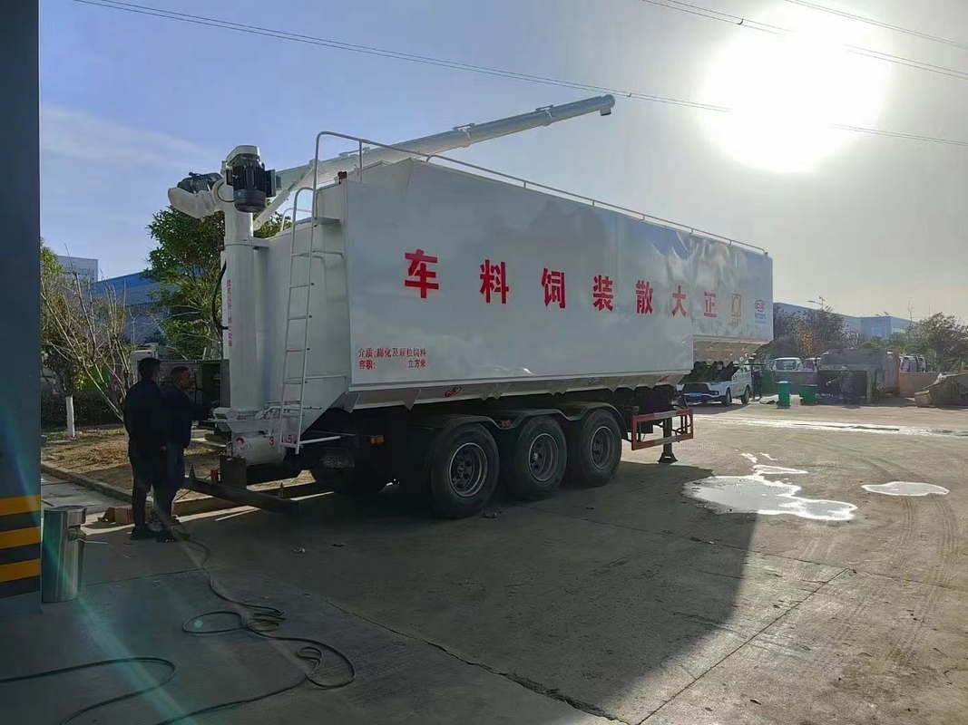 12m Euro6 Bulk Feed Semi Trailer Hydraulic Power Steering For Animal Food Transportation