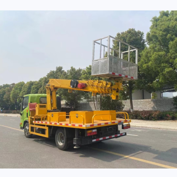 Left Or Right Hand Drive Aerial Work Platform Truck 3360mm Wheel Base