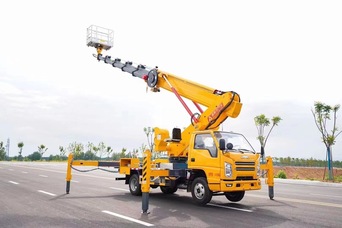 JMC Aerial Work Platform For Truck Dimensions L X W X H Mm 5995*2050*2900mm