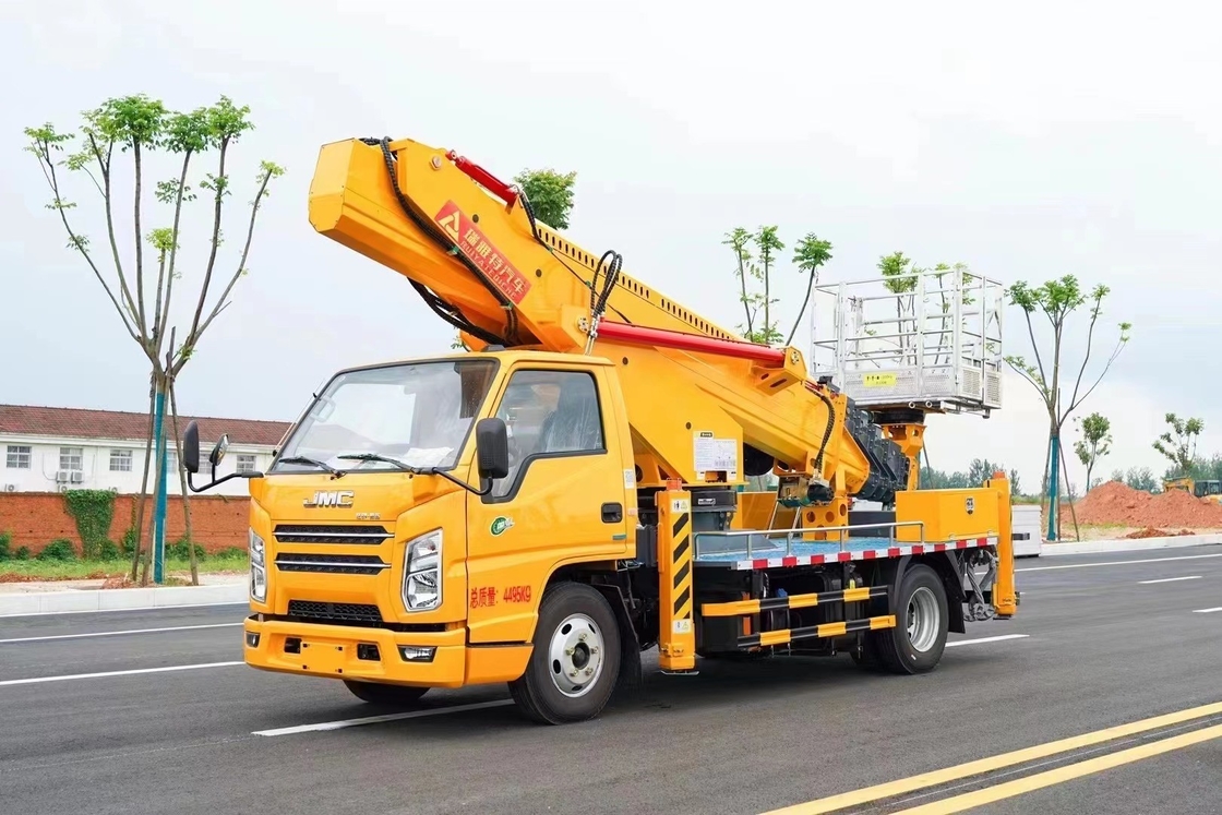 Euro 5 4*2 Diesel Aerial Work Platform Truck Superior Performance With JMC Engine