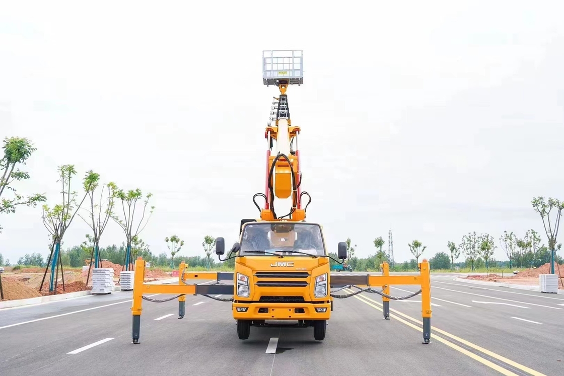 Euro 5 4*2 Diesel Aerial Work Platform Truck Superior Performance With JMC Engine