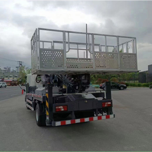 China JMC 1385/1425 Front / Rear Tract Base Aerial Work Platform Truck Diesel