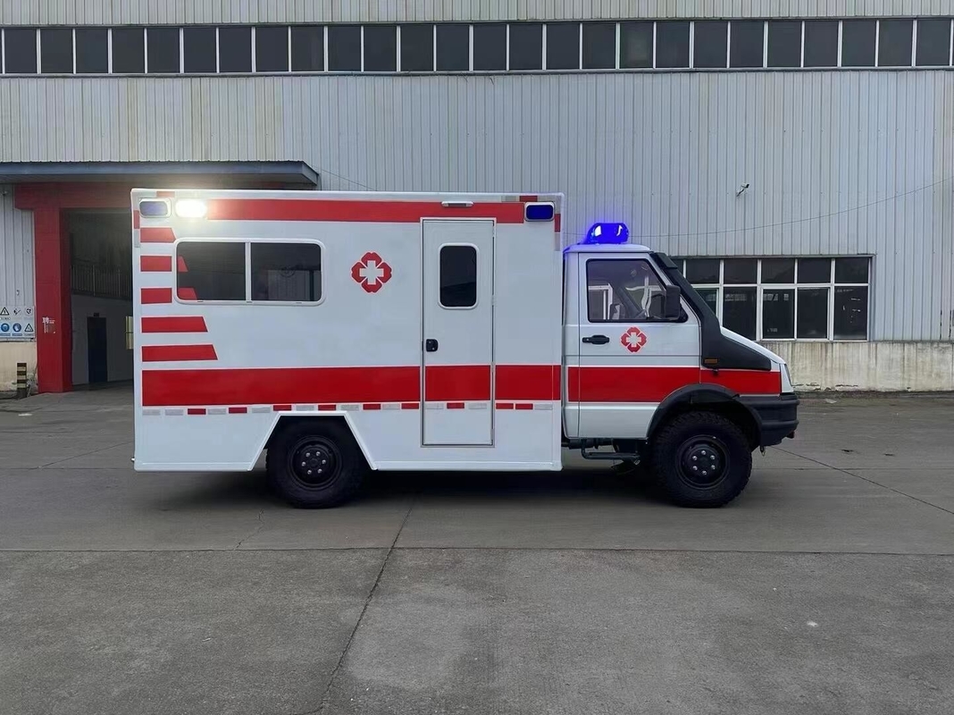 Icu Ambulance High-Speed Emergency Ambulance Car With Euro 5 Emission Standard And 2287ml Displacement