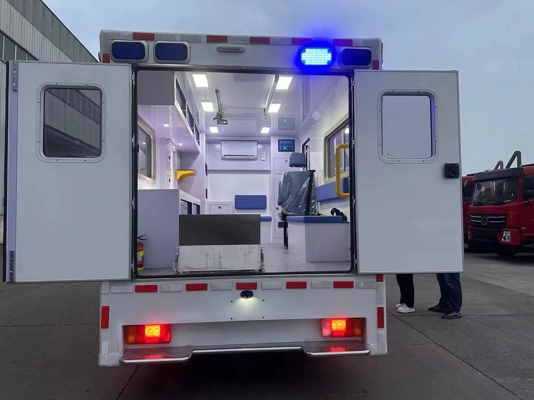 Ambulance Car Price 2287ml Displacement Emergency Ambulance Car - 5670×2011×2726 Mm Overall Dimensions
