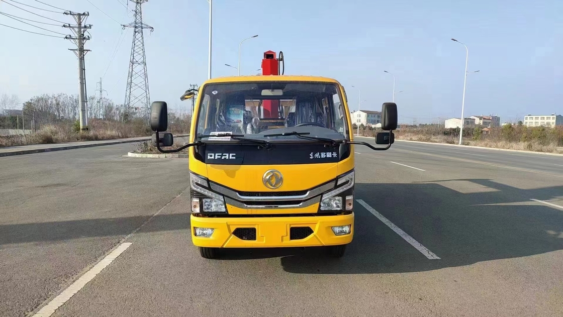 DF 3 Persons Seat Truck Mounted Crane with RHD Drive Type and 6 Tyres