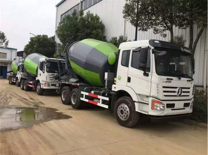 6*4 Drive Form Lorry Mixer With 3825 1350 Mm Wheel Base And 336hp Horse Power