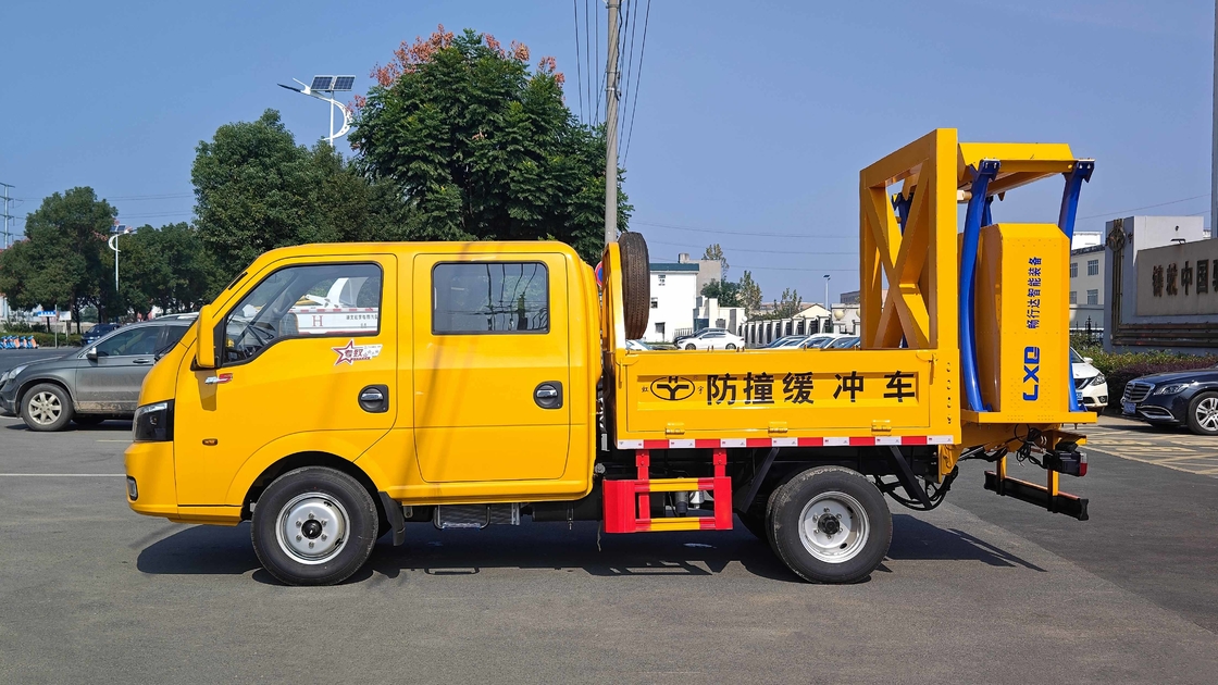 Buffer Truck Dongfeng 101 Max Speed  Anti-Collision Buffer Attenuator Truck For Sale
