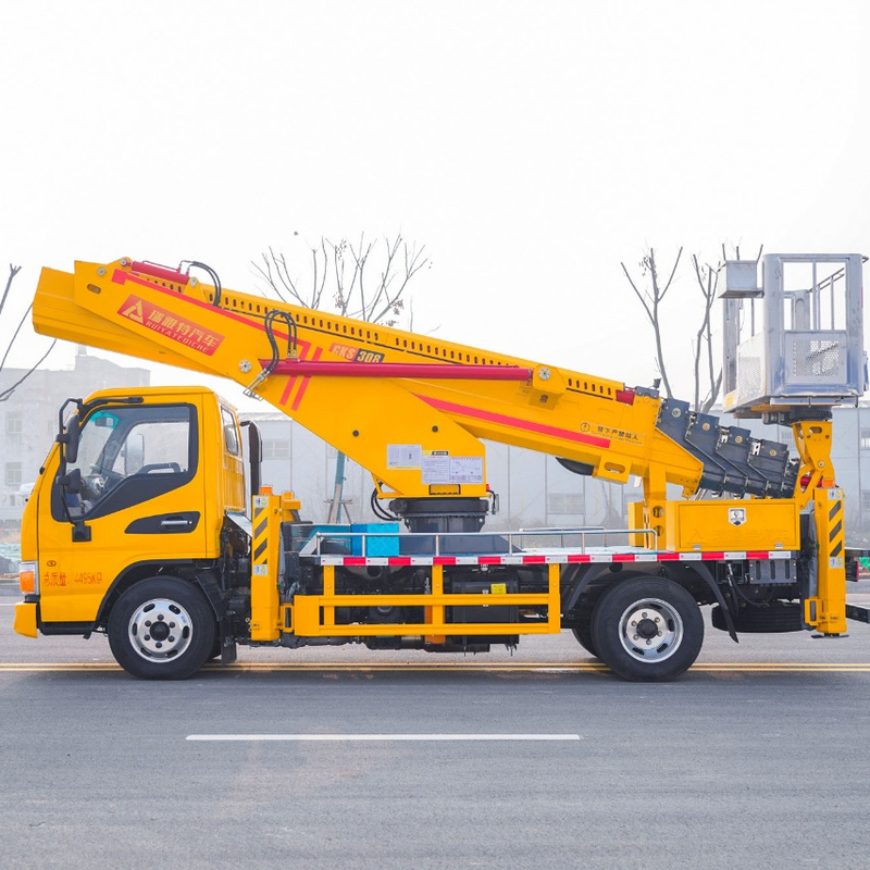 Two Person Cab Aerial Work Platform Truck with Front and Rear V Outriggers