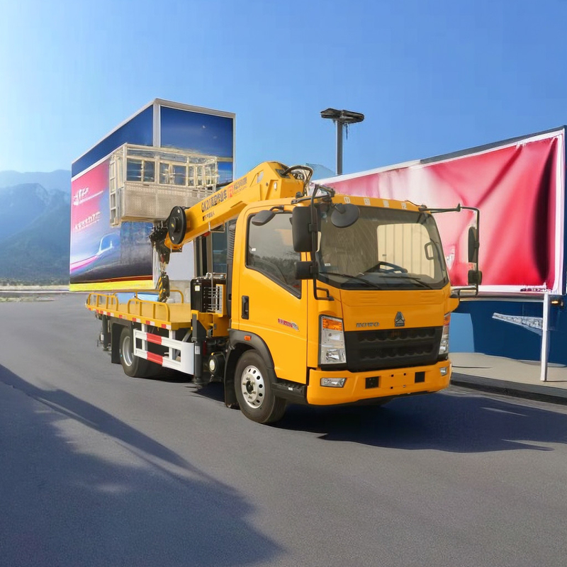 360º Rotation 21m Telescopic Boom Aerial Work Platform Truck with Two Row Cab