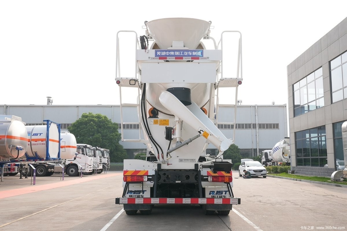 Euro 5 12 Wheel Cement Mixer Lorry 12m3 Diesel Cement Concrete Truck With Pump For Sale