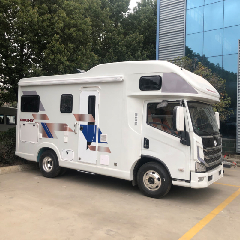 Yuejin Foton Outdoor Camper Van Automatic Transmission  4*2 Motorhome RV Caravan