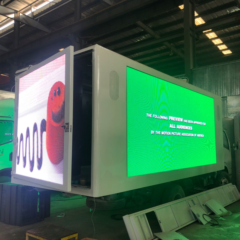 ColorLight LED Billboard Truck 3840*1728mm Customized 18ft Truck Box Body