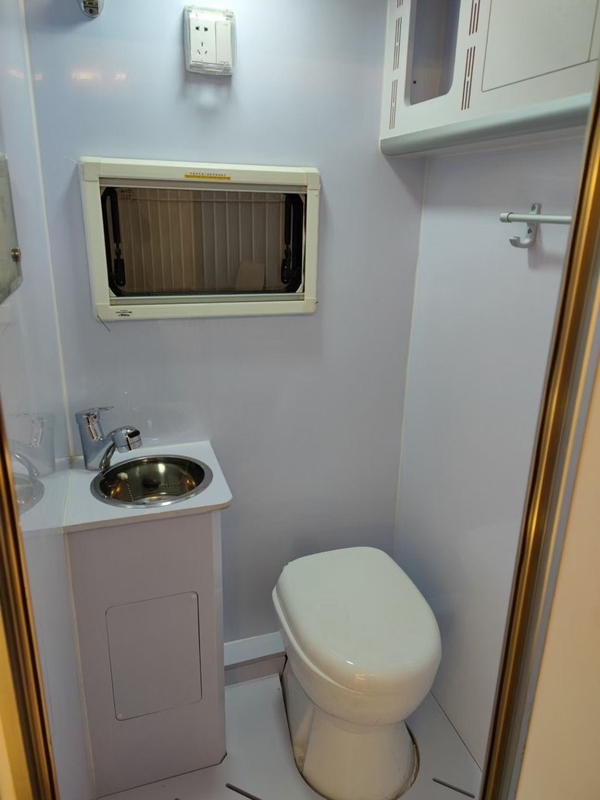 Fiberglass Box RV Caravan Van Decorated Shell 220V Outdoor Home