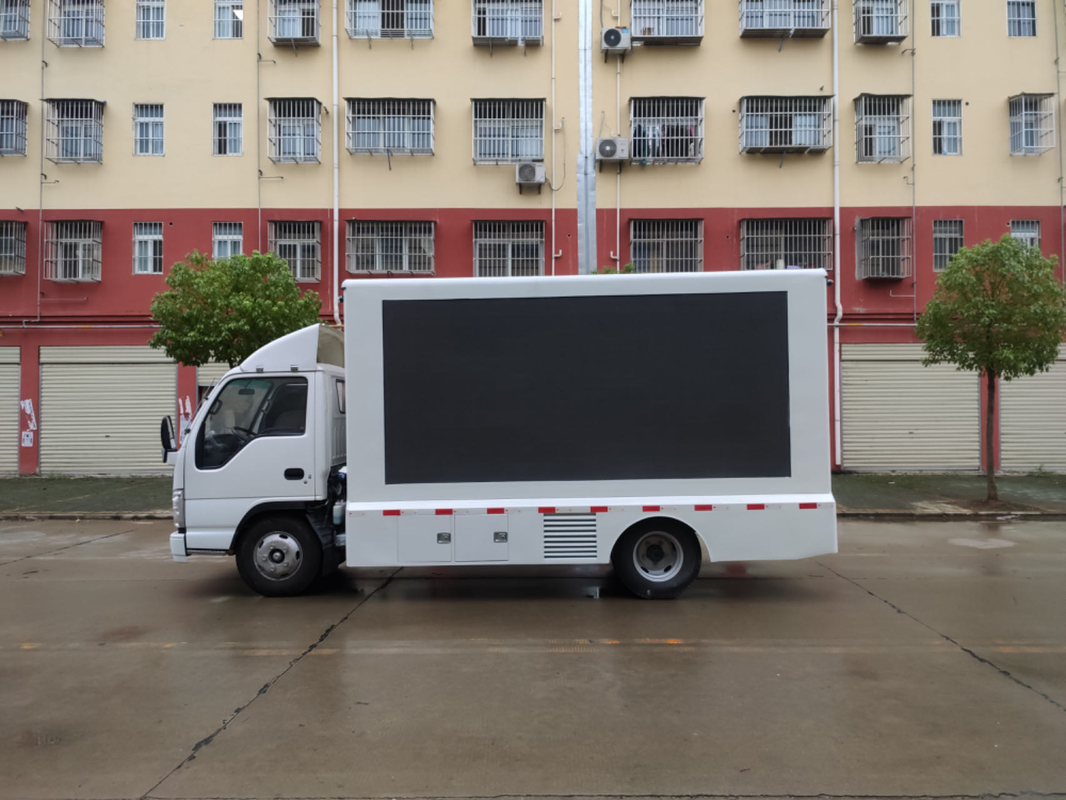 ISUZU 4X2 Light Outdoor Digital LED Advertisement Billboard with Display Screen Trucks Advertising