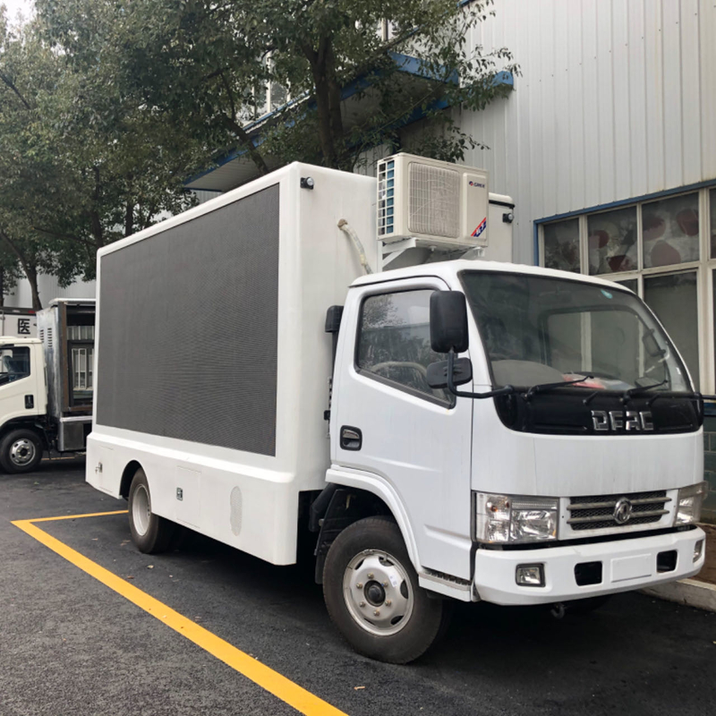 Dongfeng 4x2 Led Mobile Truck With Light Box Covered Glass And Outdoor LED Screen For Advertising