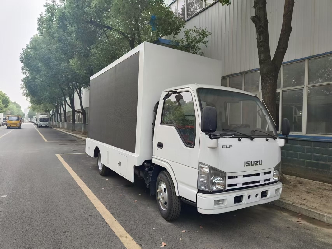 Full Color P5 P6 Mobile LED Billboard Trucks Isuzu Mobile Digital Billboard Truck