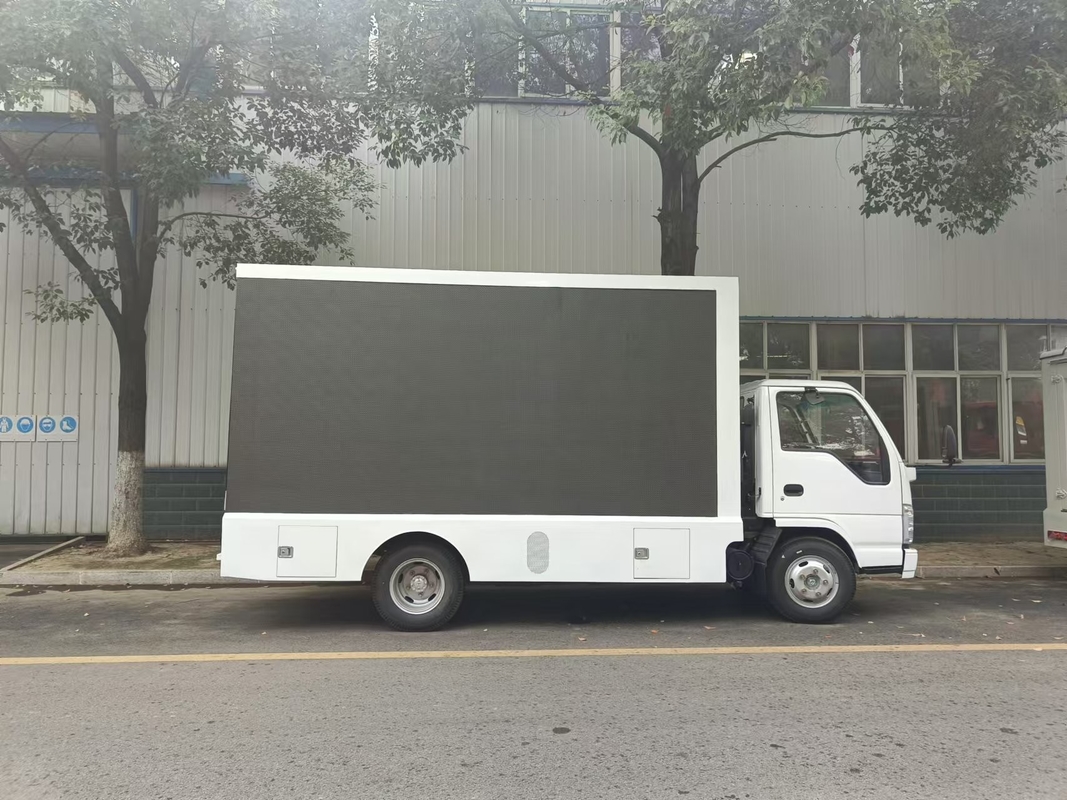 Full Color P5 P6 Mobile LED Billboard Trucks Isuzu Mobile Digital Billboard Truck